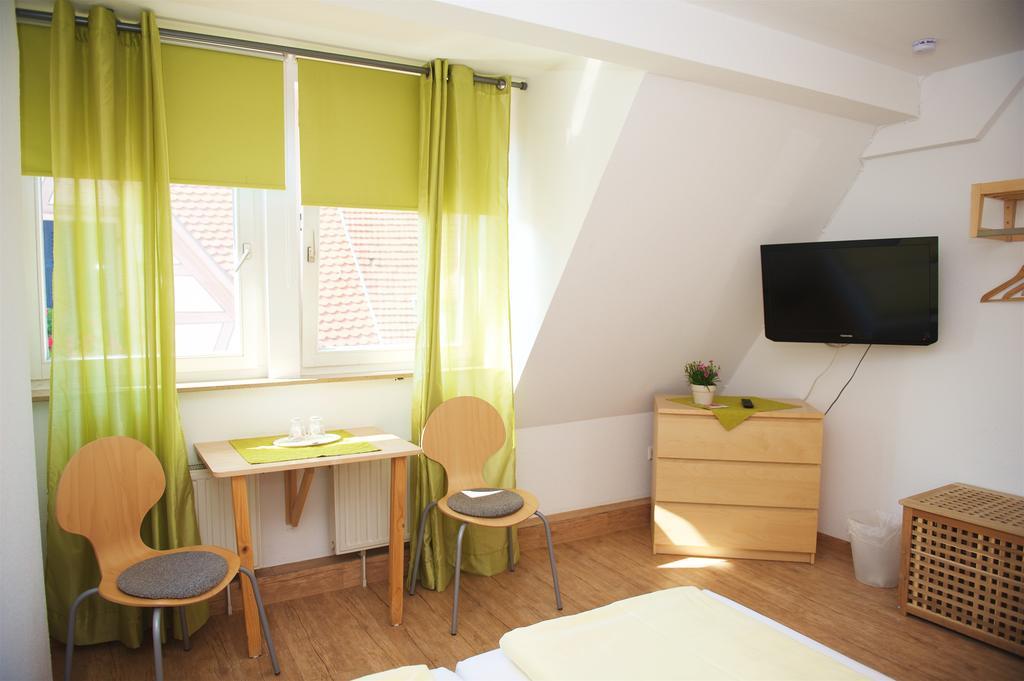 Berne'S Altstadthotel Besigheim Extérieur photo