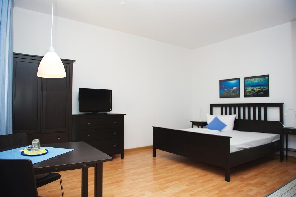 Berne'S Altstadthotel Besigheim Extérieur photo